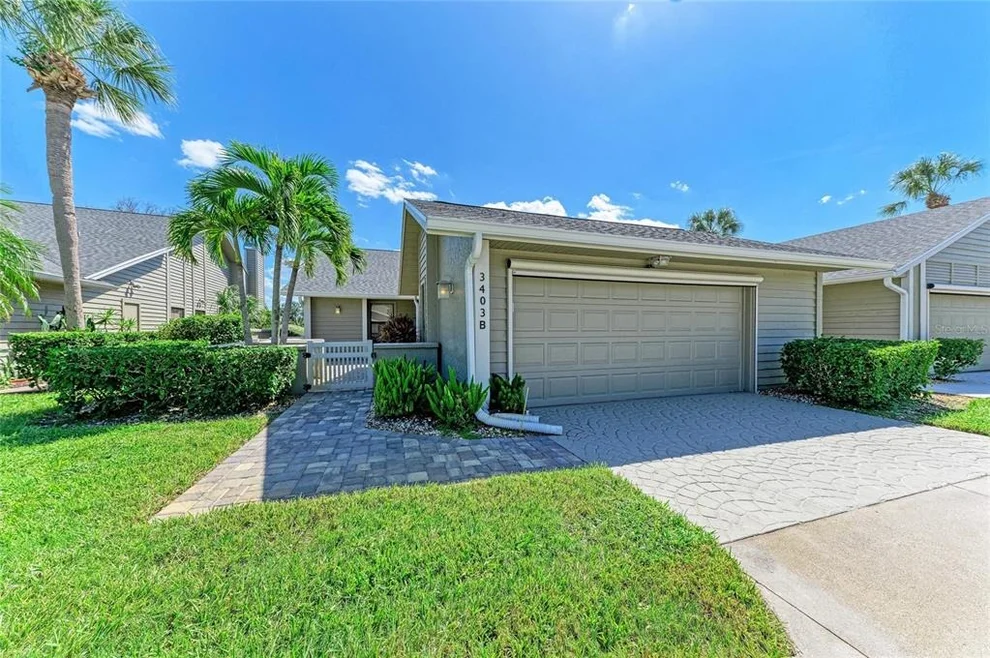 3403 Avenida Madera
