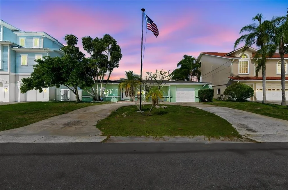 Unit for sale at 300 DRIFTWOOD DRIVE W, PALM HARBOR, FL 34683