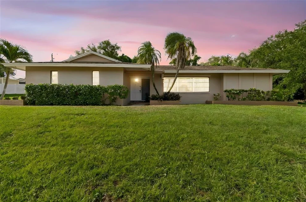 Unit for sale at 1251 HOLIDAY DRIVE, TARPON SPRINGS, FL 34689