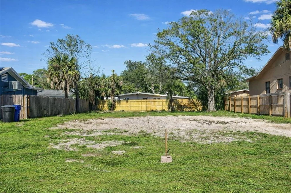 Unit for sale at 319 80TH AVENUE NE, ST PETERSBURG, FL 33702