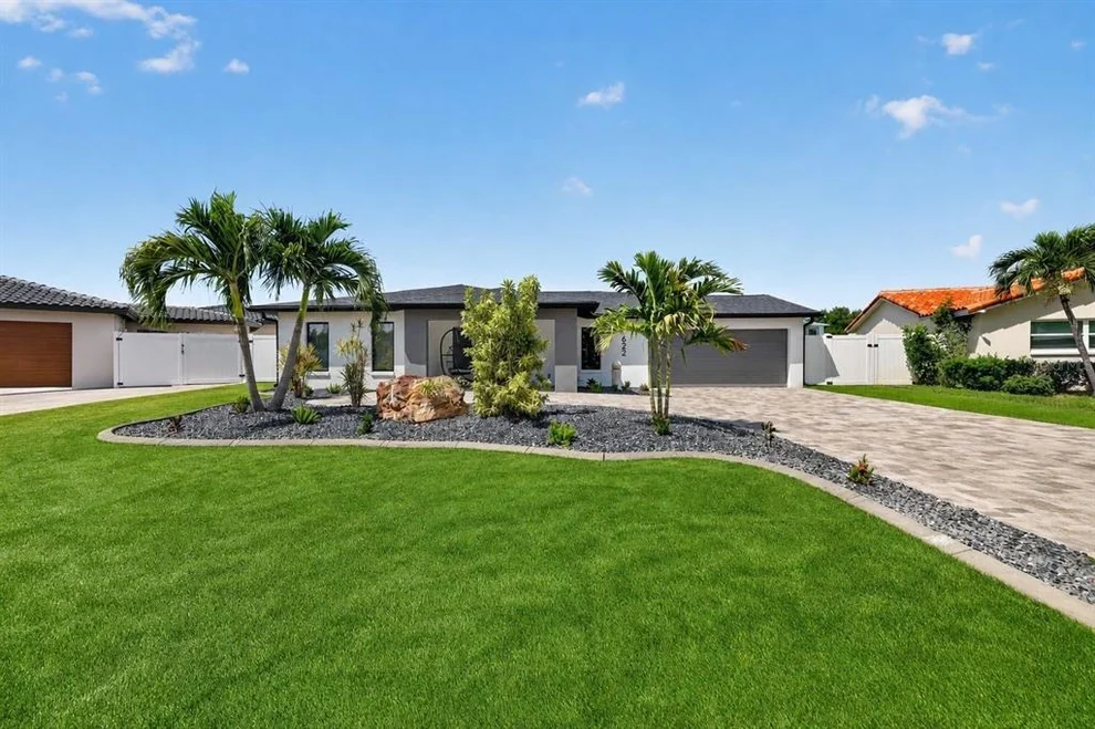 Unit for sale at 9622 NE OAK STREET, ST PETERSBURG, FL 33702
