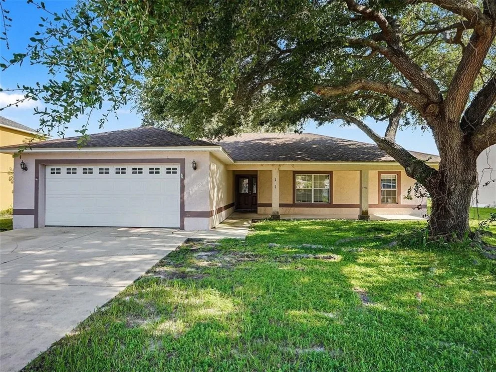 Unit for sale at 121 SHADDOCK DRIVE, AUBURNDALE, FL 33823