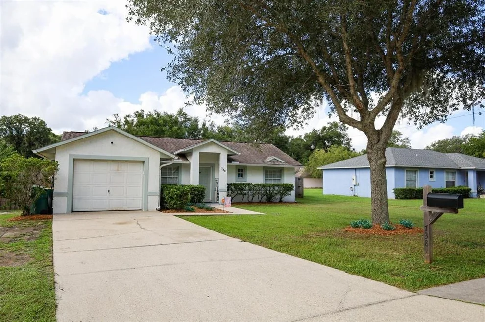 Unit for sale at 738 E 11TH AVENUE, MOUNT DORA, FL 32757