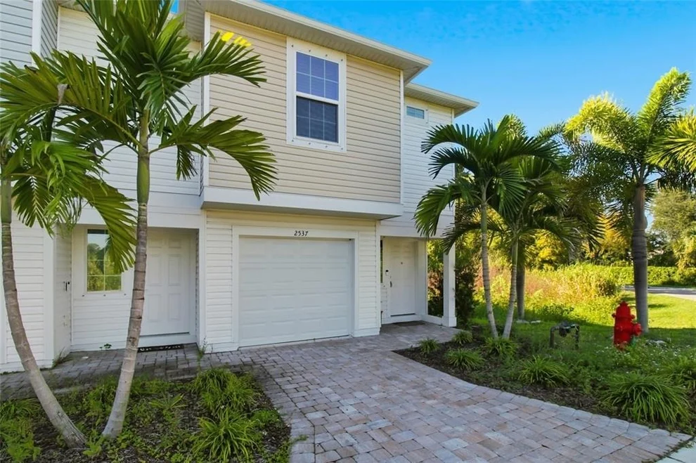 Unit for sale at 2537 6TH AVENUE DRIVE E, BRADENTON, FL 34208