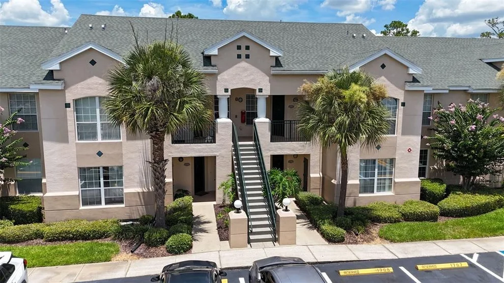 1707 Prestwick Place