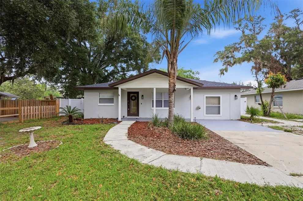 Unit for sale at 2602 WESTSIDE DRIVE, LEESBURG, FL 34748