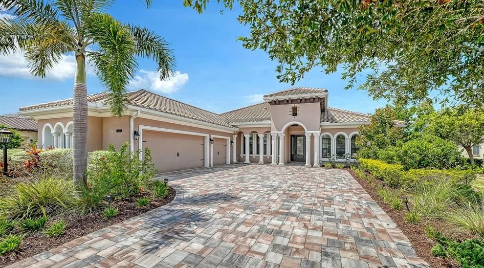 Unit for sale at 16720 BERWICK TERRACE, LAKEWOOD RANCH, FL 34202