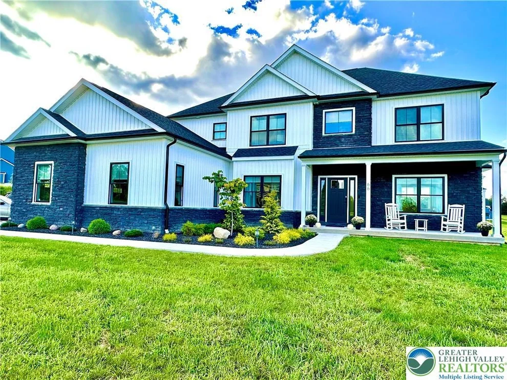 Unit for sale at 66 Joyce Court, Bangor Boro, PA 18013