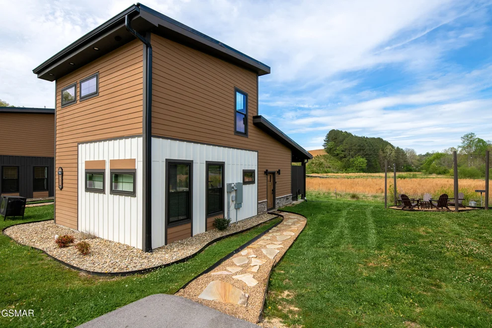 Unit for sale at 984 Goose Gap Road, Sevierville, TN 37876