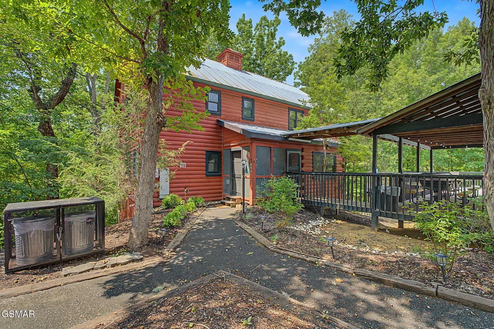 Unit for sale at 852 Bear Run Way, Sevierville, TN 37862
