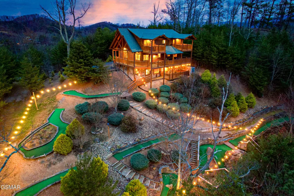 Unit for sale at 2936 Lightning Strike Drive, Sevierville, TN 37876