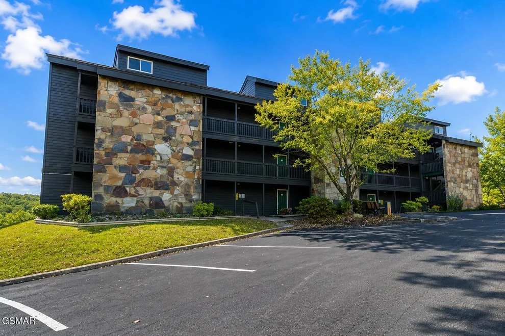 Unit for sale at 1380 Ski View Drive, Gatlinburg, TN 37738