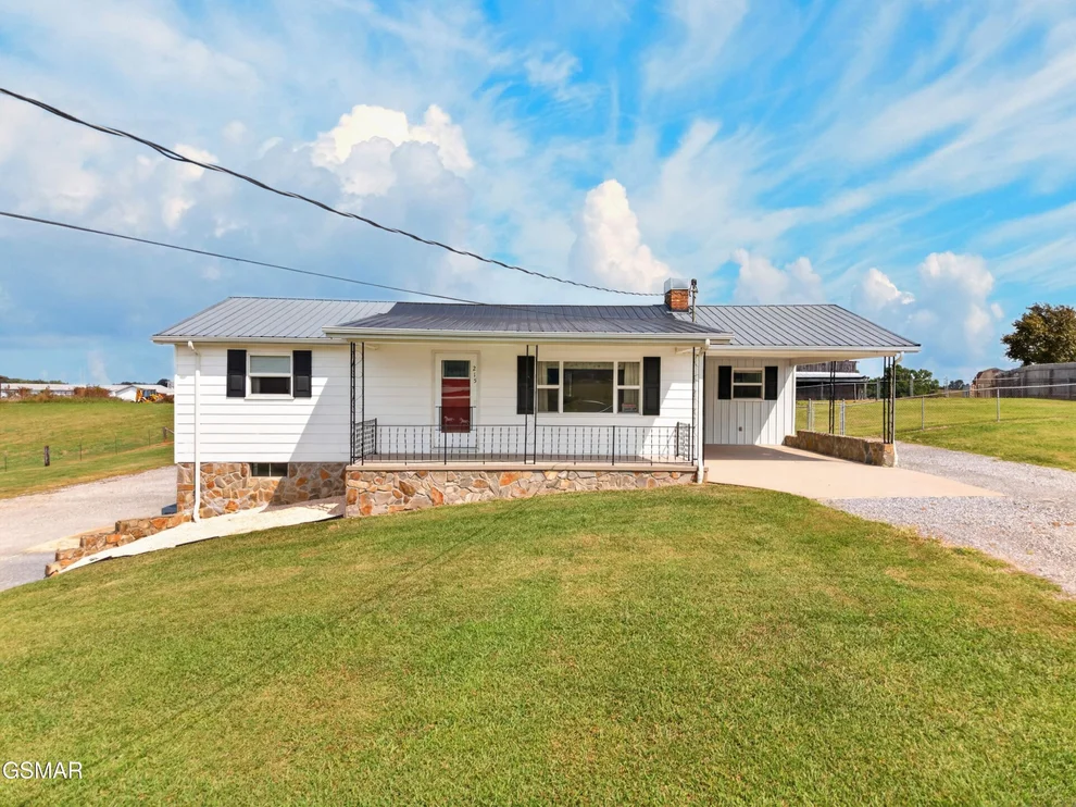 Unit for sale at 215 White Sands Road, Greeneville, TN 37743