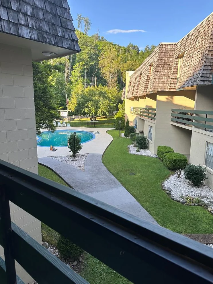 Unit for sale at 260 Roaring Fork Road, Gatlinburg, TN 37738