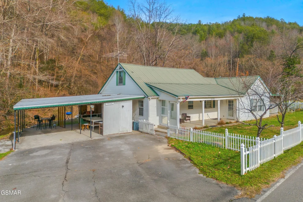 Unit for sale at 3226 Big Creek Road, Hartford, TN 37753