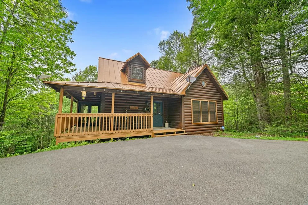 Unit for sale at 1590 Oldham Springs Way, Sevierville, TN 37876