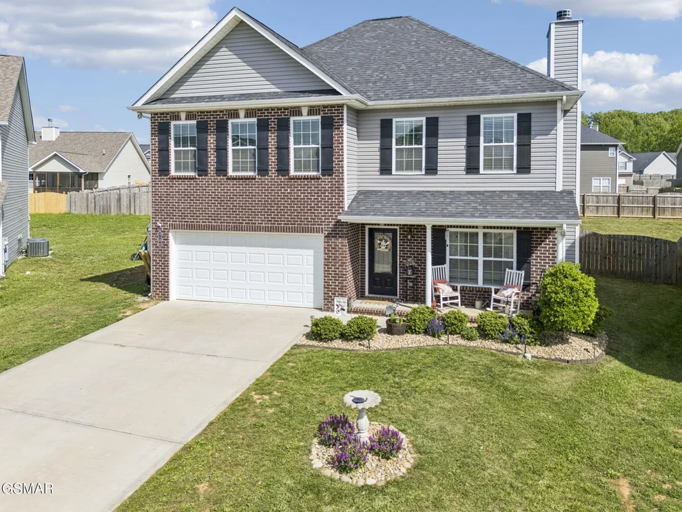 Unit for sale at 3106 Starling Drive, Maryville, TN 37803