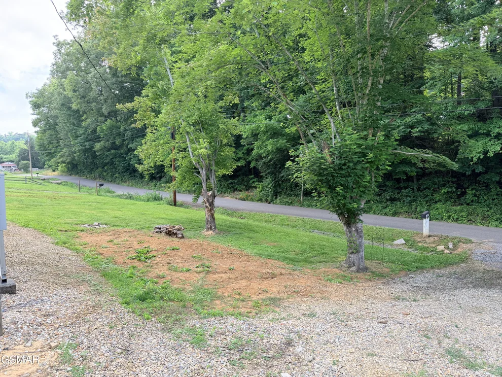 Unit for sale at 1361 Lower English Creek Road, Newport, TN 37821