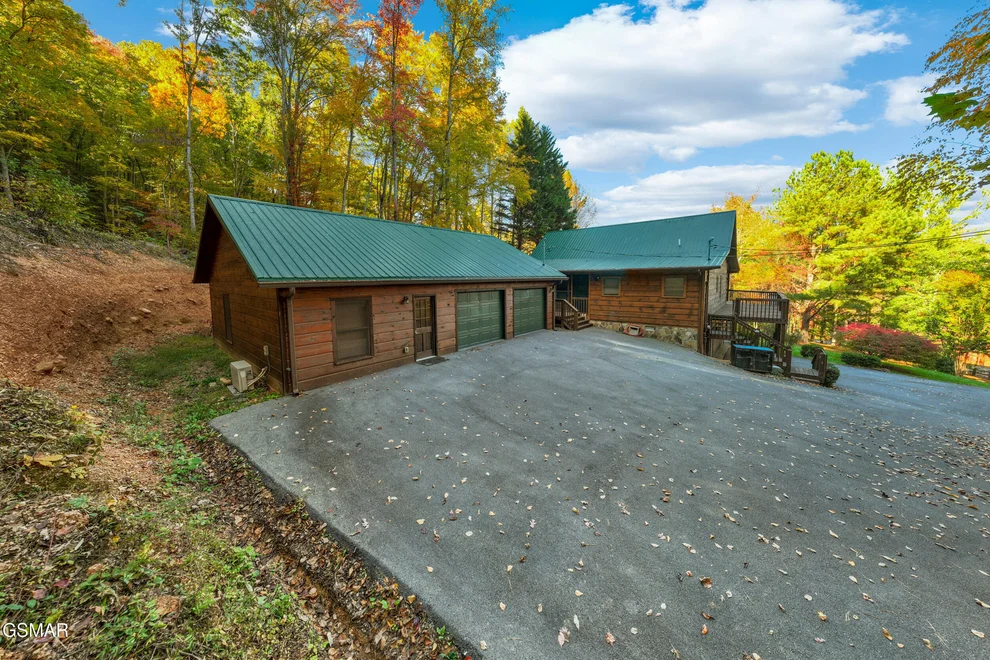 Unit for sale at 4094 Hickory Hollow Way, Sevierville, TN 37862