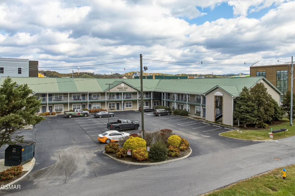 Unit for sale at 2743 Colonial Drive, Pigeon Forge, TN 37863