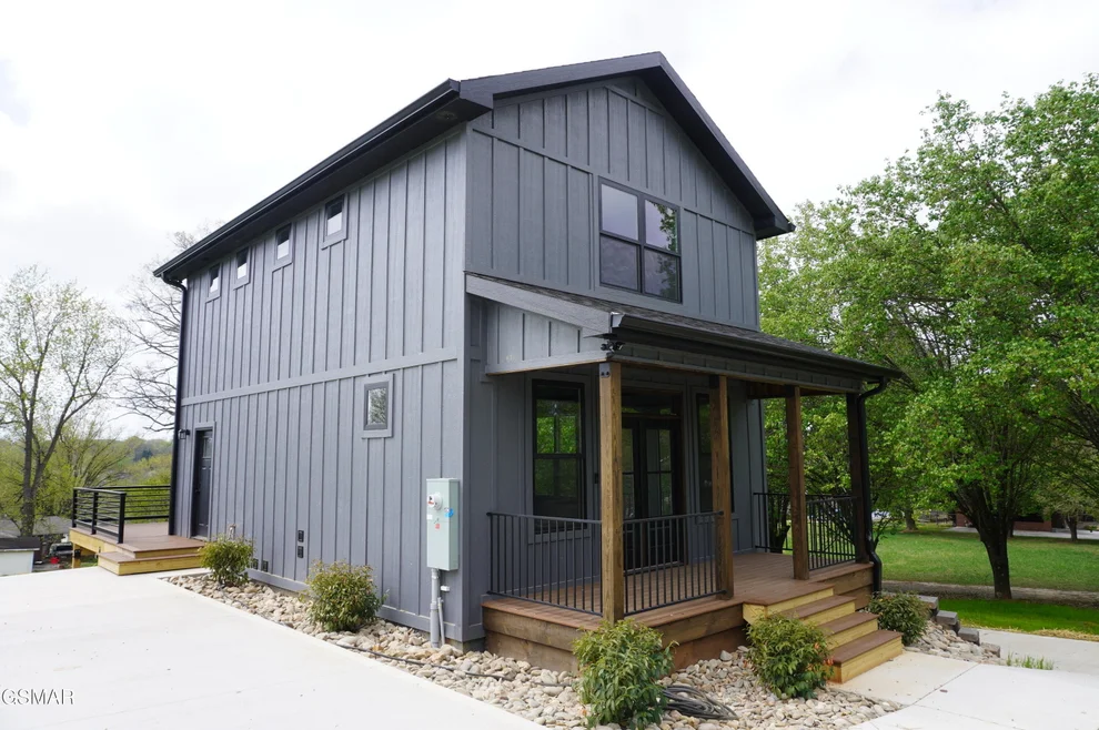 Unit for sale at 727 Lakewood Drive, Jefferson City, TN 37760