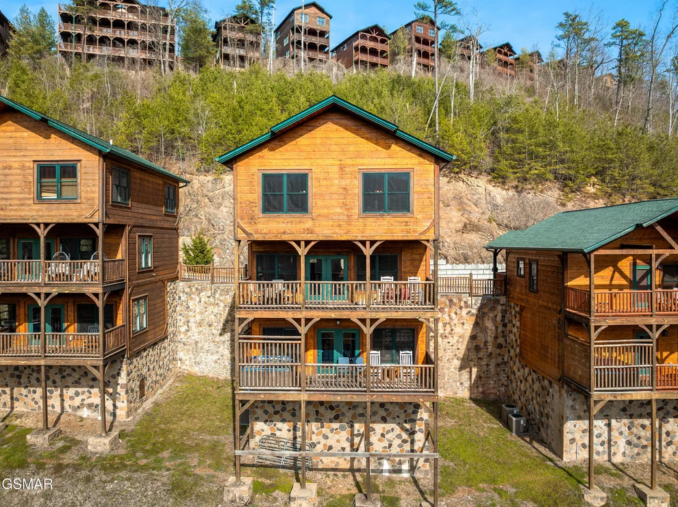 Unit for sale at 856 Resort Way, Gatlinburg, TN 37738