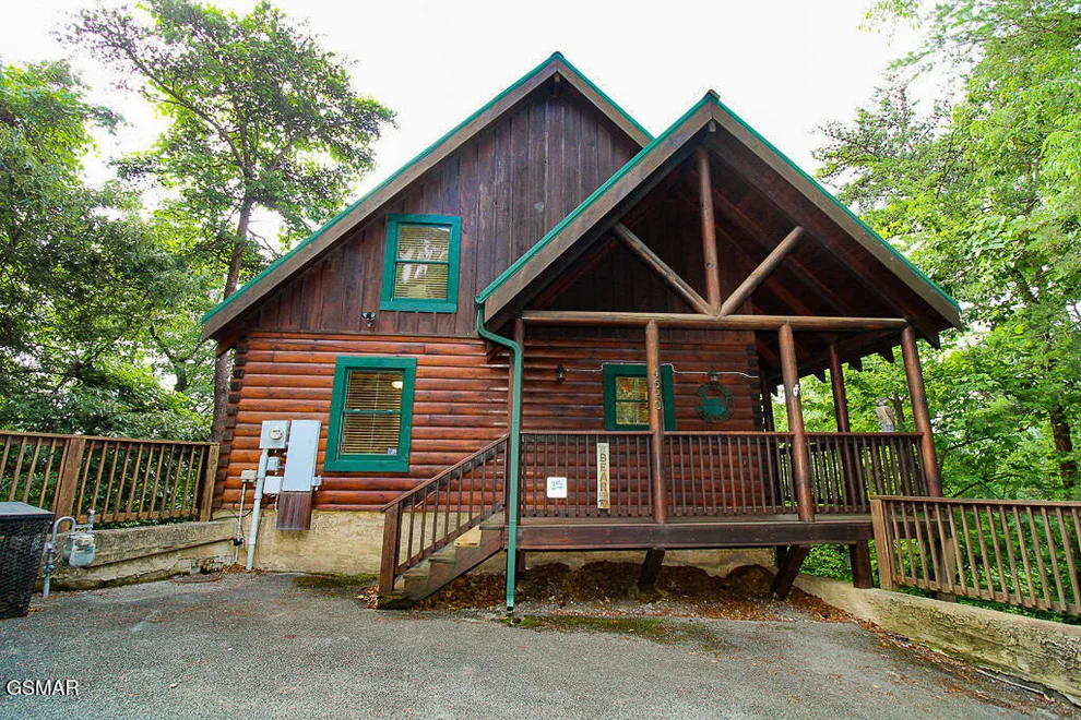 Unit for sale at 4620 Nottingham Heights Way, Pigeon Forge, TN 37863
