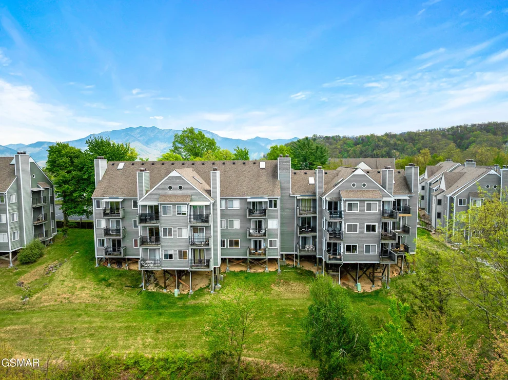Unit for sale at 1260 Ski View Drive, Gatlinburg, TN 37738