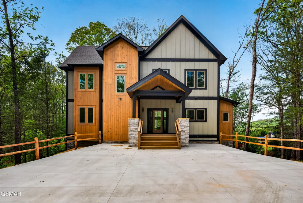 Unit for sale at 3806 Revetta Circle, Sevierville, TN 37862