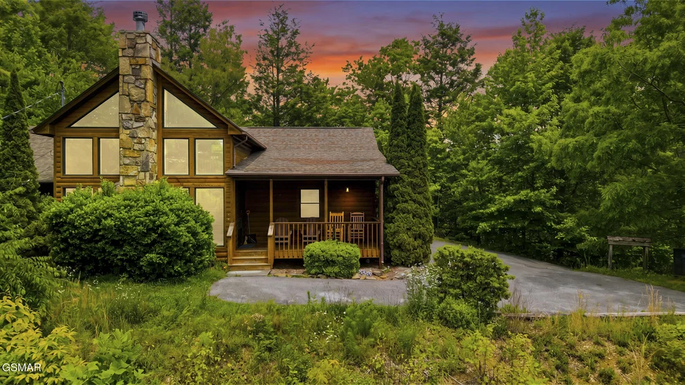 Unit for sale at 817 Sunshine Trail, Gatlinburg, TN 37738