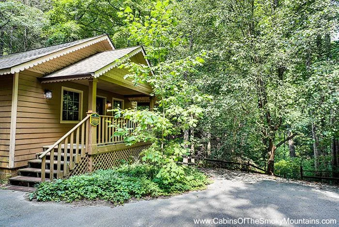 Unit for sale at 3284 Twin Mountain Way, Pigeon Forge, TN 37863