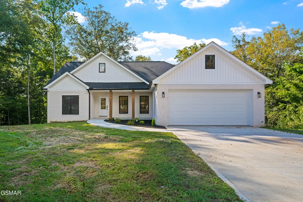 Unit for sale at 1430 Beechtop Lane, Kodak, TN 37764