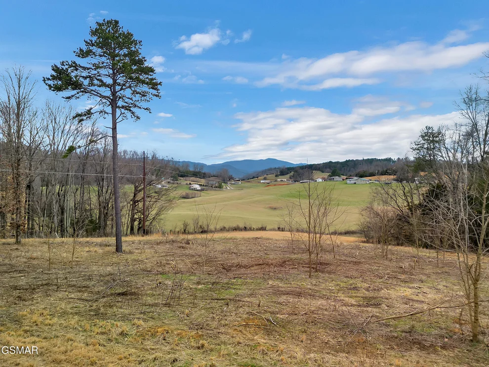 Unit for sale at 448 Lakota Way, Newport, TN 37821