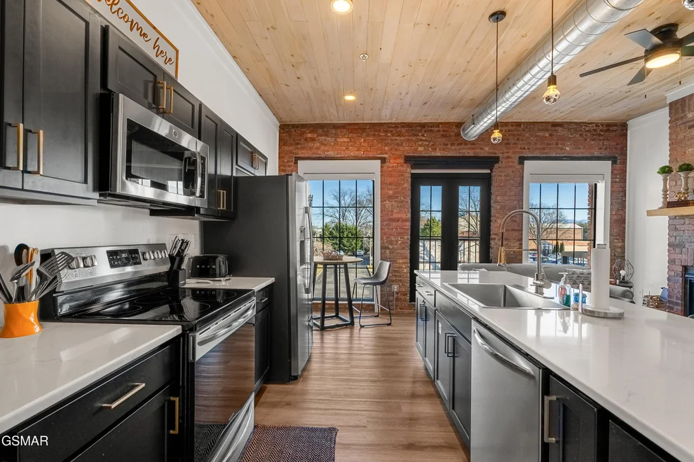 Unit for sale at 118 Court Avenue, Sevierville, TN 37862