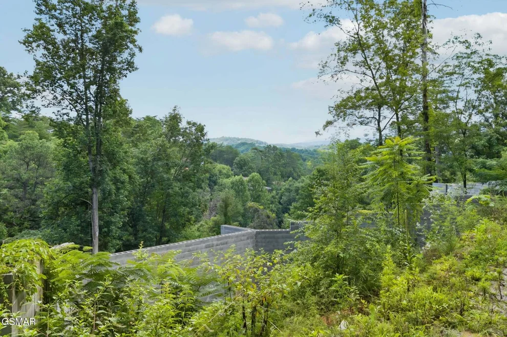 Unit for sale at 1738 Bassett Way, Sevierville, TN 37876