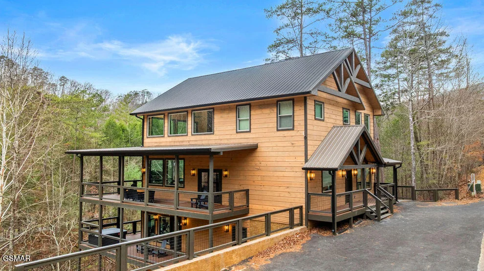 Unit for sale at 2905 Raven Fork Circle, Sevierville, TN 37876