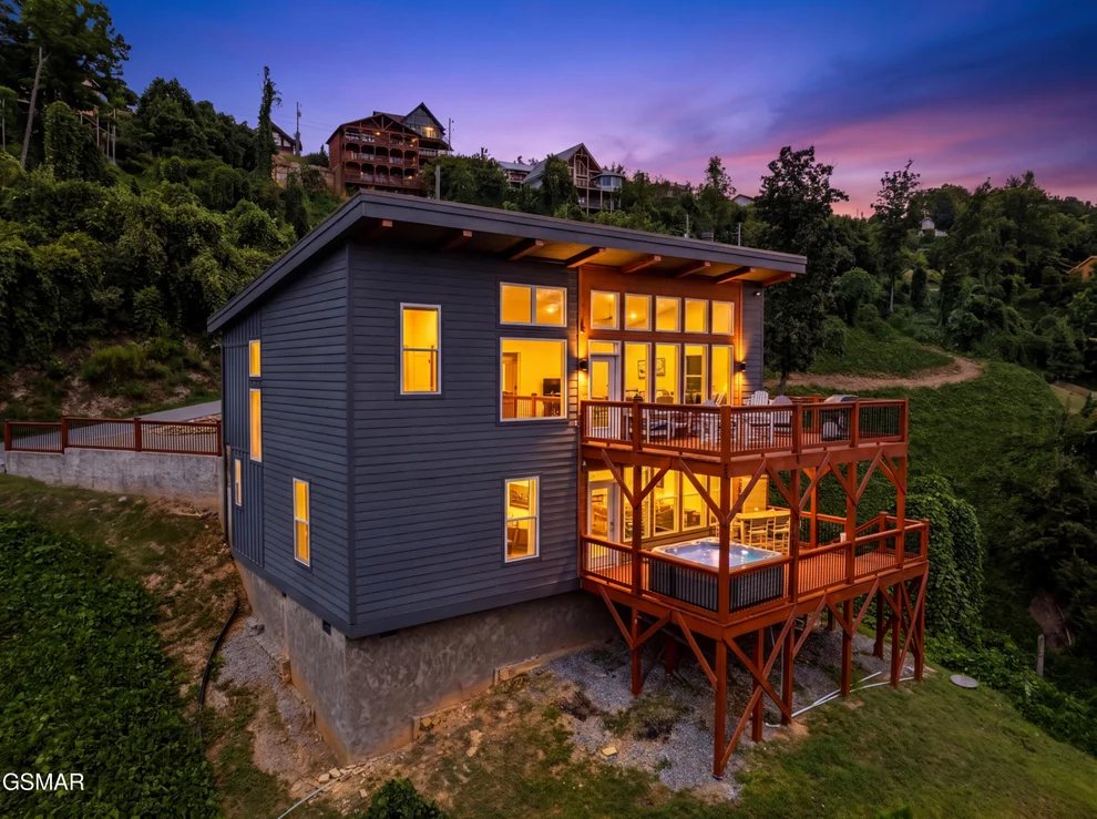 Unit for sale at 732 Beanstalk Road, Gatlinburg, TN 37738