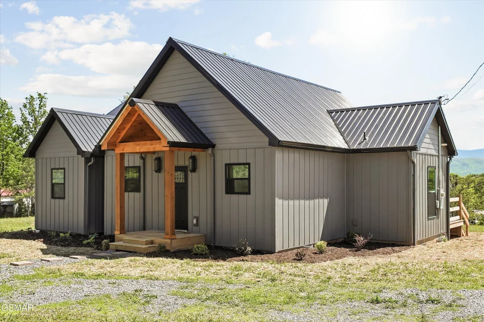 Unit for sale at 141 E Robert E Lee Drive, Newport, TN 37821
