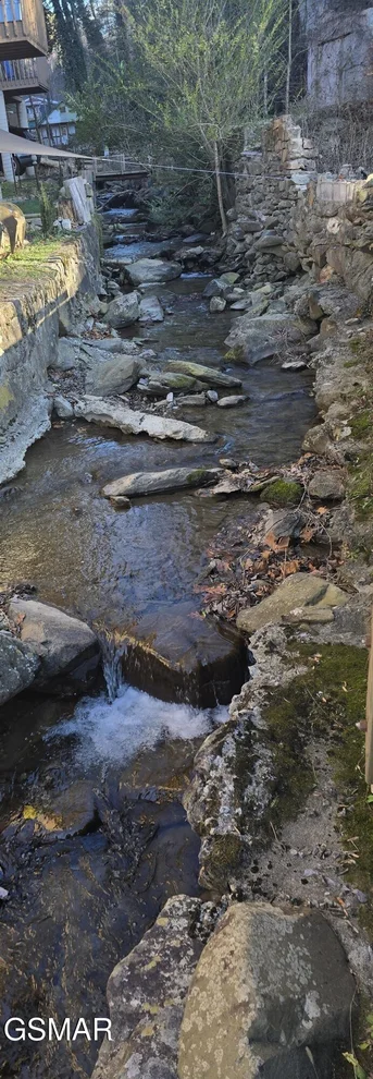 Unit for sale at 215 Circle Drive, Gatlinburg, TN 37738