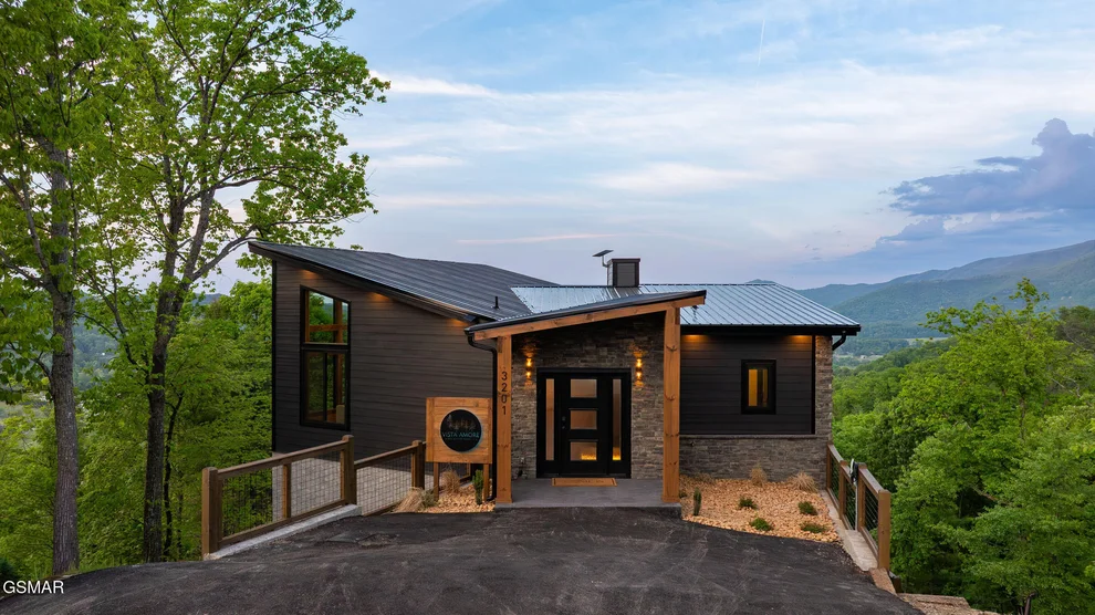 Unit for sale at 3201 Grouse Ridge Lane, Sevierville, TN 37862