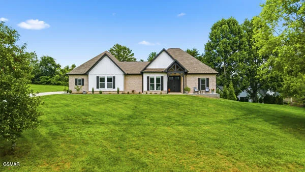 Unit for sale at 2531 Red Wing Way, Maryville, TN 37801
