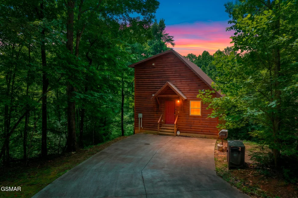 Unit for sale at 3884 Locust Ridge Road, Sevierville, TN 37876