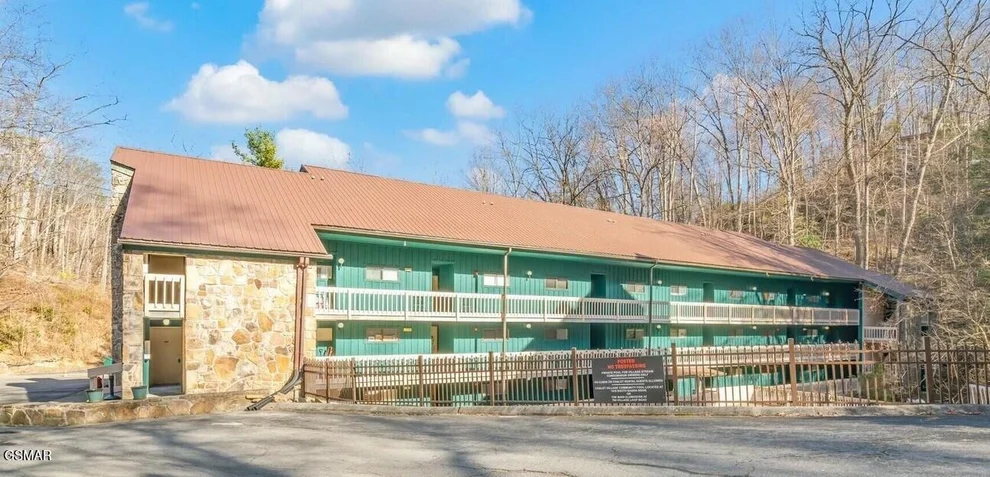 Unit for sale at 1435 Wiley Oakley Drive, Gatlinburg, TN 37738