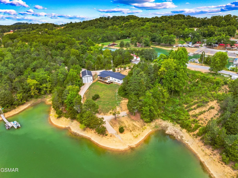 Unit for sale at 115 Granny Davis Way, Dandridge, TN 37725