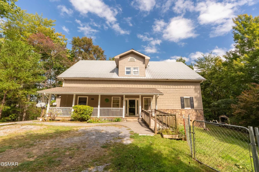 Unit for sale at 4061 Fox Hunters Lane, Sevierville, TN 37876