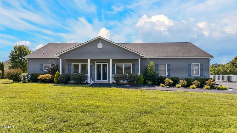 Unit for sale at 1971 Harbor Hills Drive, Dandridge, TN 37725