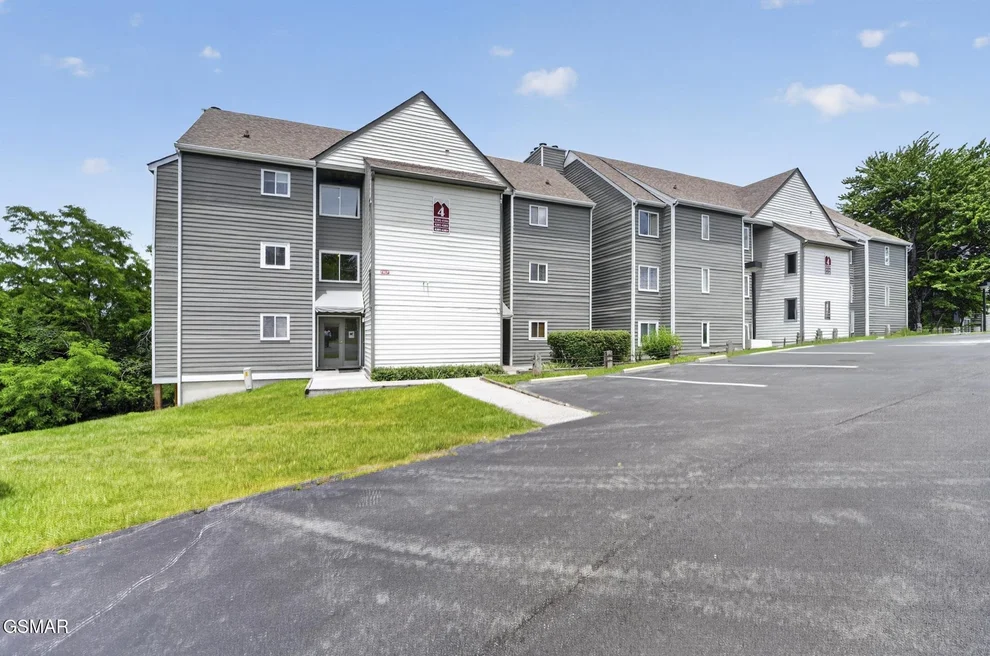 Unit for sale at 1260 Ski View Drive, Gatlinburg, TN 37738