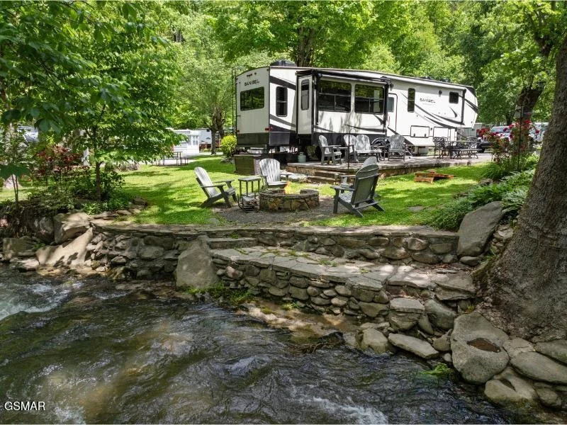 Unit for sale at 4229 E Parkway #282, Gatlinburg, TN 37738