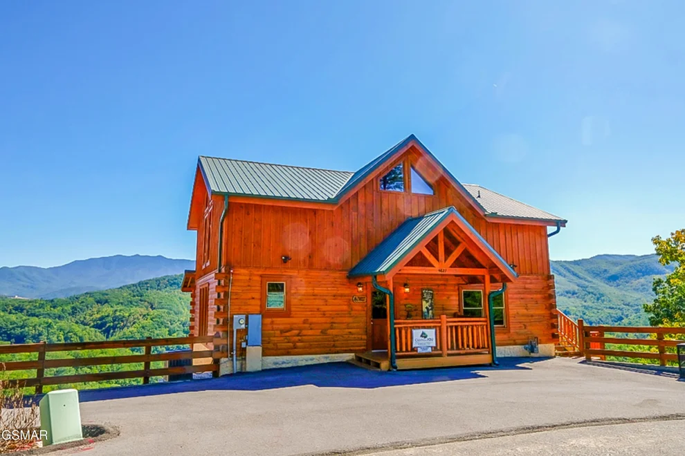 Unit for sale at 4827 Highland Place Way, Pigeon Forge, TN 37863