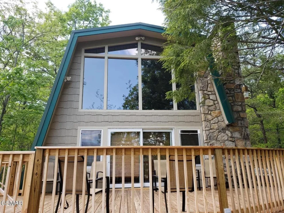 Unit for sale at 1116 Alpenrose Drive, Gatlinburg, TN 37738